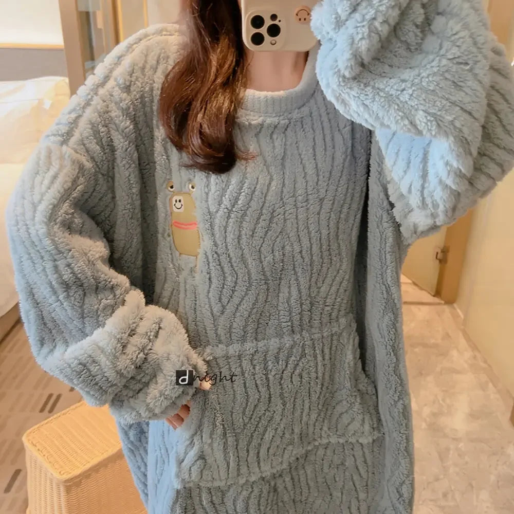 Peignoir de bain Femme Grande Taille gros plan devant